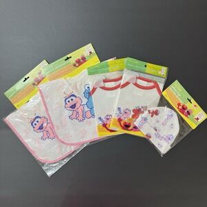 Elmo Baby Lot Baby's Bibs , Tshirt & Beanie For Girls Vintage 2000s New